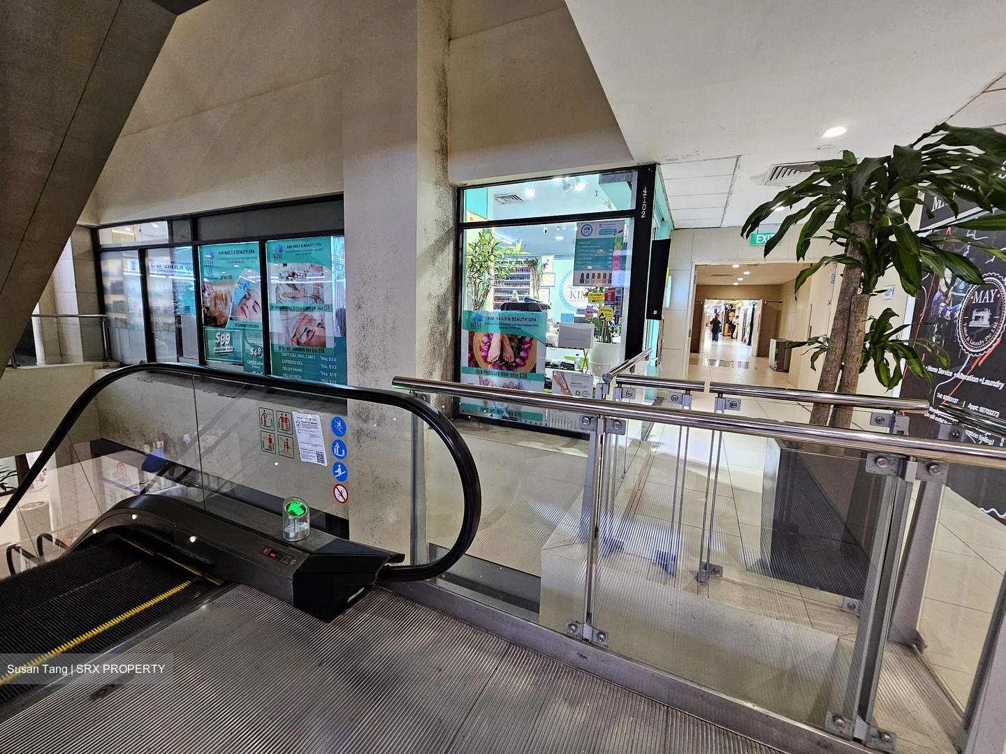 Lucky Plaza (D9), Retail #620066891